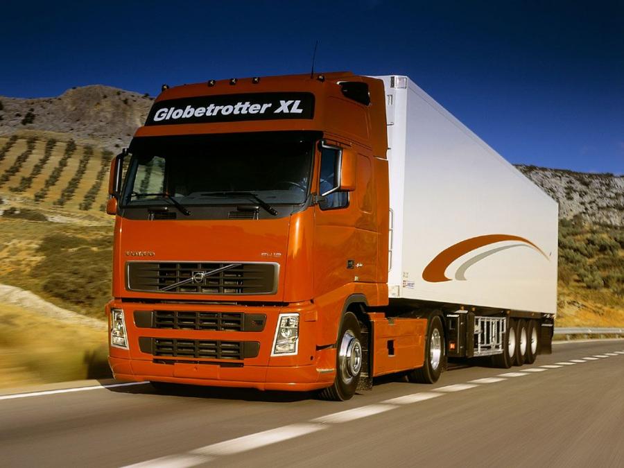  Volvo FH12 4x2 2002 года  (фото 2 из 22)